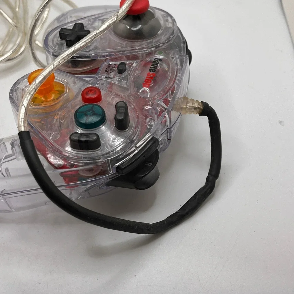 GameStop GameCube Controller Unisex Clear Pre-Owned Wired Clear‎ Shell